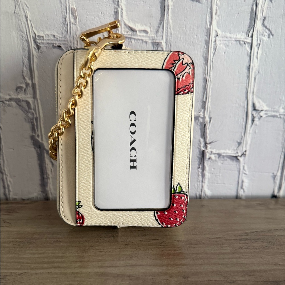 NWT Price is firm Coach Zip Card Case With Strawberry Print Gold/Red Chalk CAR32 - Picture 3 of 6